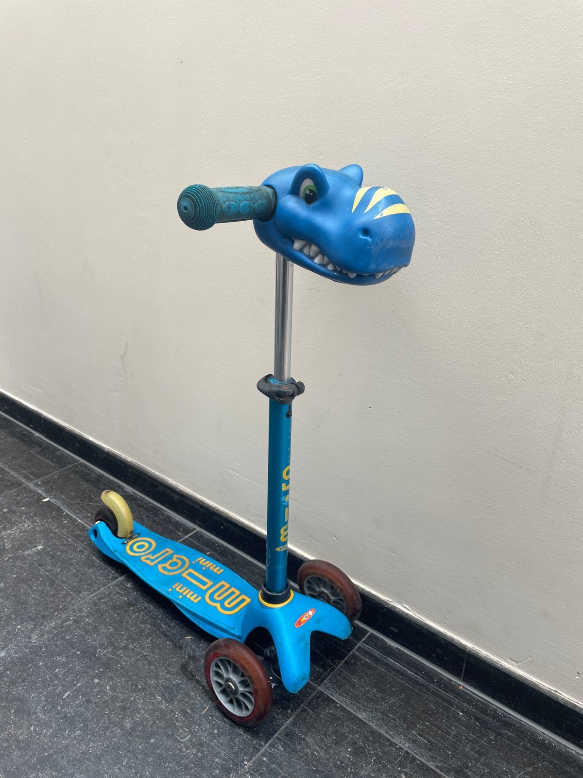 Micro Mini Step met Dinosaurushoofd van scootaheadz, Fietsen en Brommers, Ophalen of Verzenden, Zo goed als nieuw, Gewone step
