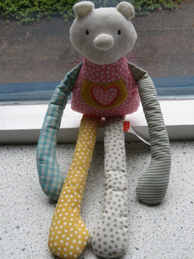 Hema Beer Jane met roze lijf en hart op buik meet ca 36 cm, Ophalen, Hema, Beer, Zo goed als nieuw