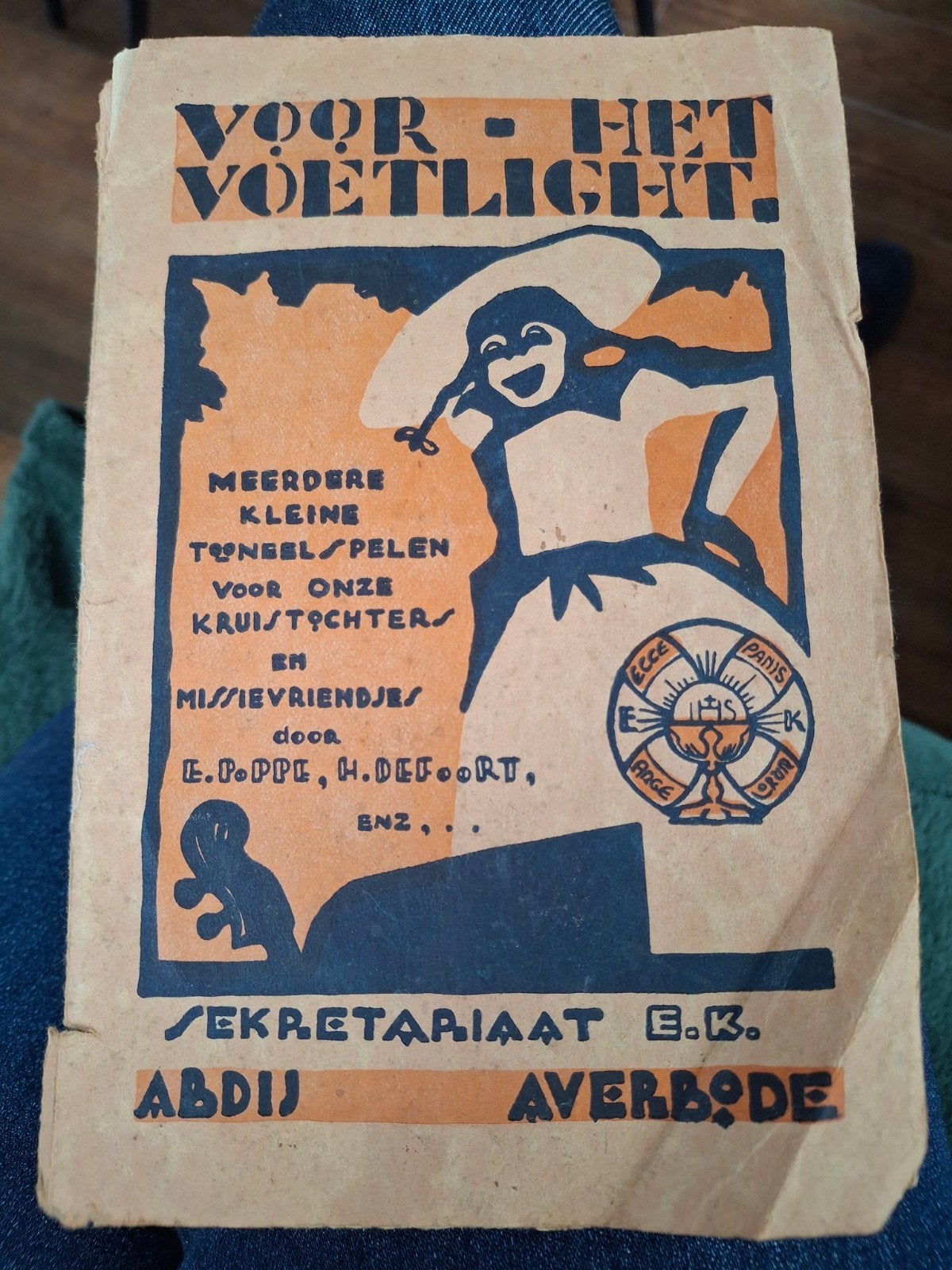 Voor Het Voetlicht - Toneelstukken 1927, Ophalen of Verzenden, Gelezen, E. Poppe, H. Defoort, enz., België