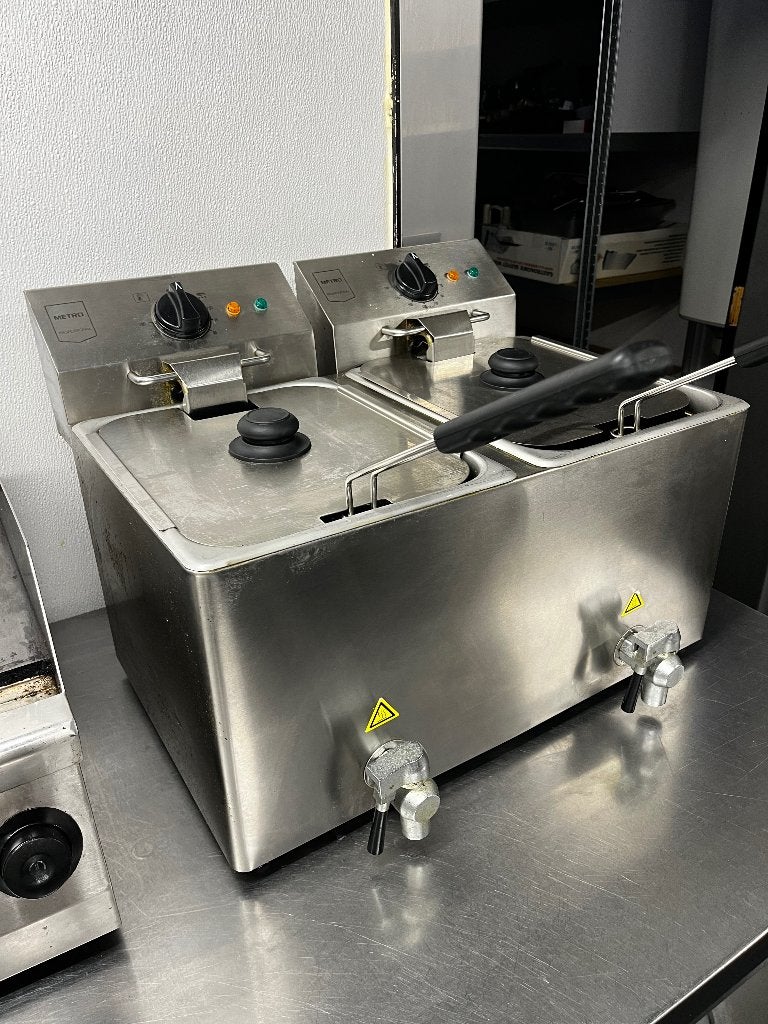Metro Professional Dubbele Horeca Friteuse met Aftapkranen, Ophalen, Gebruikt, Fornuis, Frituur en Grillen