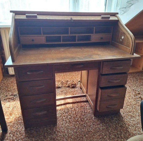 Antieke bureautje van hout, Ophalen