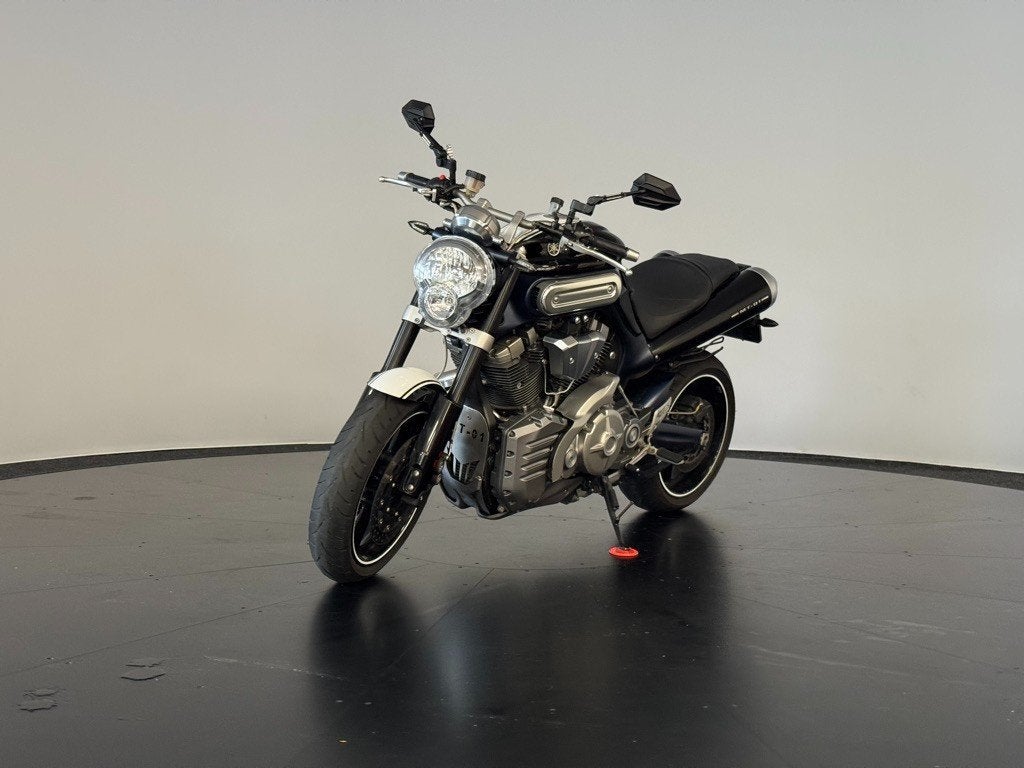 Yamaha MT-01 origineel nederlands - originele staat, Yamaha Motor Co., Ltd., 1670 cc, Bedrijf, Info@yamaha-motor.co.jp