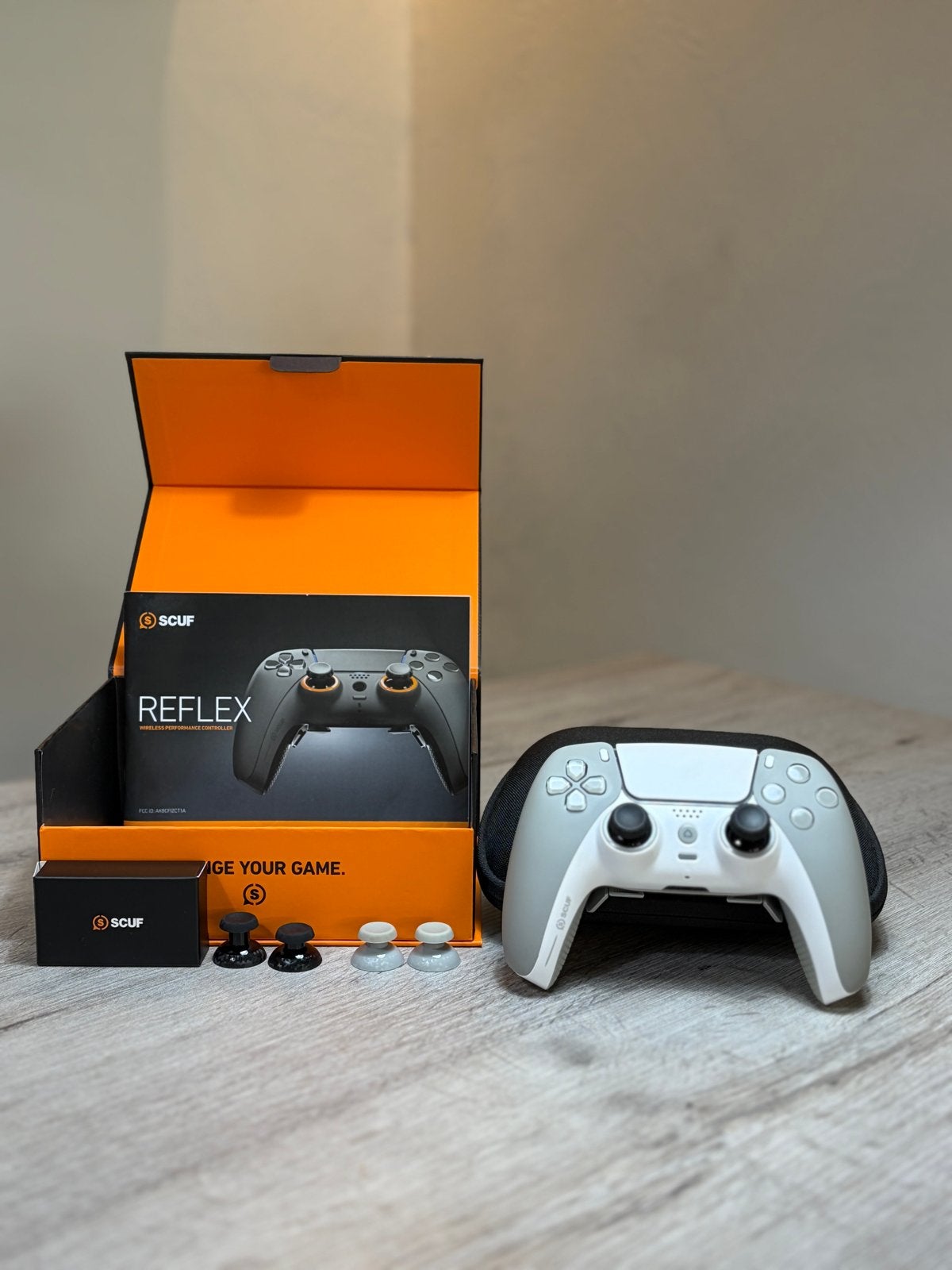 SCUF Reflex FPS Light Gray PS5 Controller + Accessoires, Spelcomputers en Games, Spelcomputers | Sony PlayStation 5, Verzenden