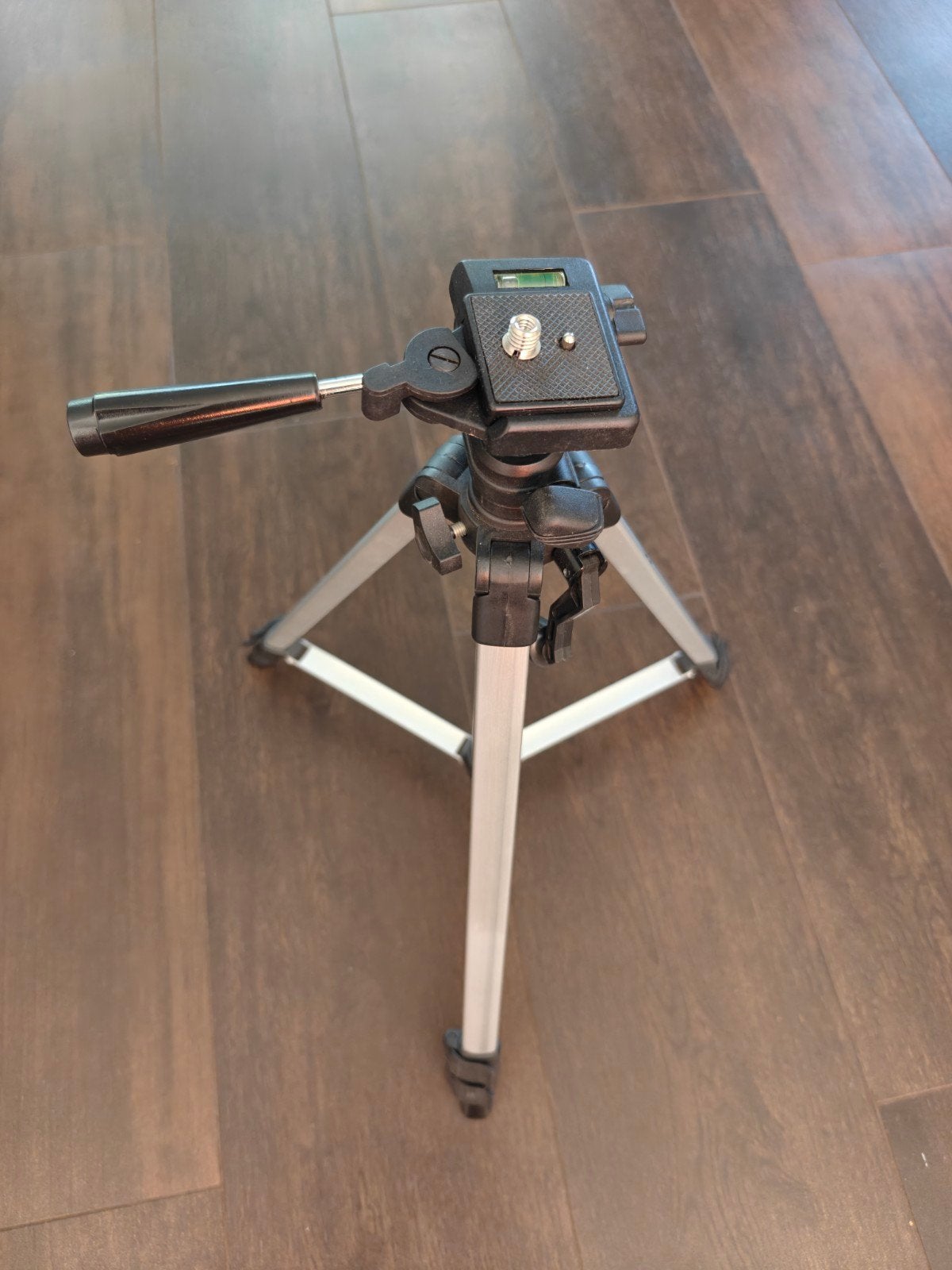 Camera statief Luxon, Ophalen of Verzenden, Zo goed als nieuw, Driepoot