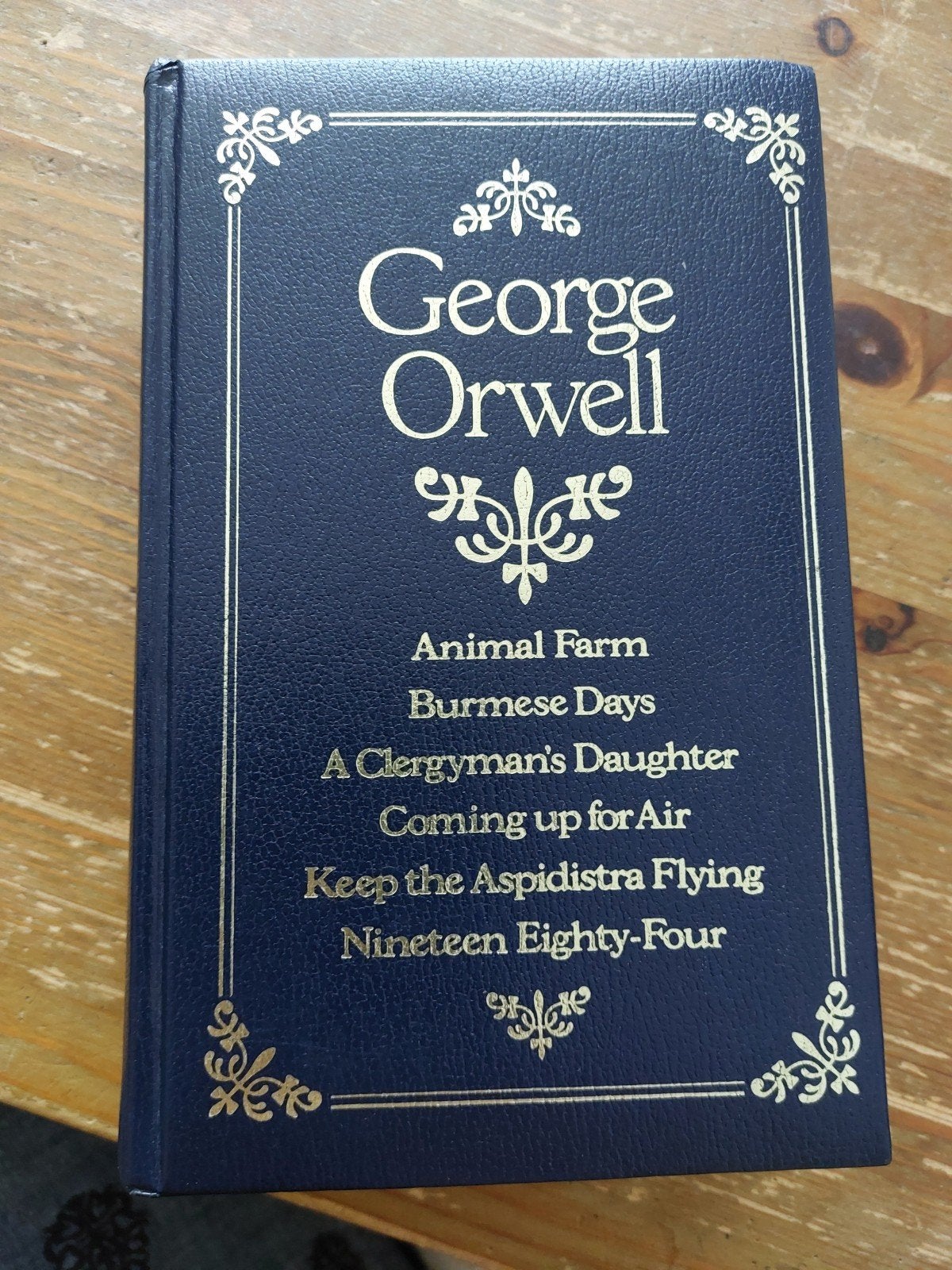 George Orwell Boek - Zeer Goede Staat, Ophalen of Verzenden, Zo goed als nieuw, George Orwell
