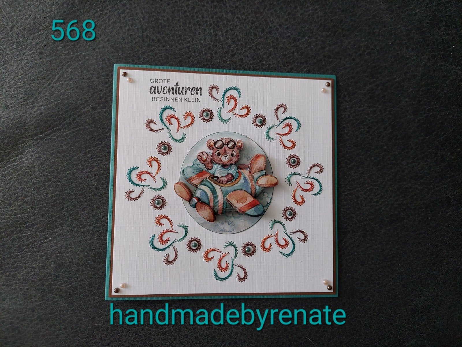 Nr. 568 Handgemaakte geborduurde wenskaart Grote avonturen, Ophalen of Verzenden, Nieuw, Overige thema's