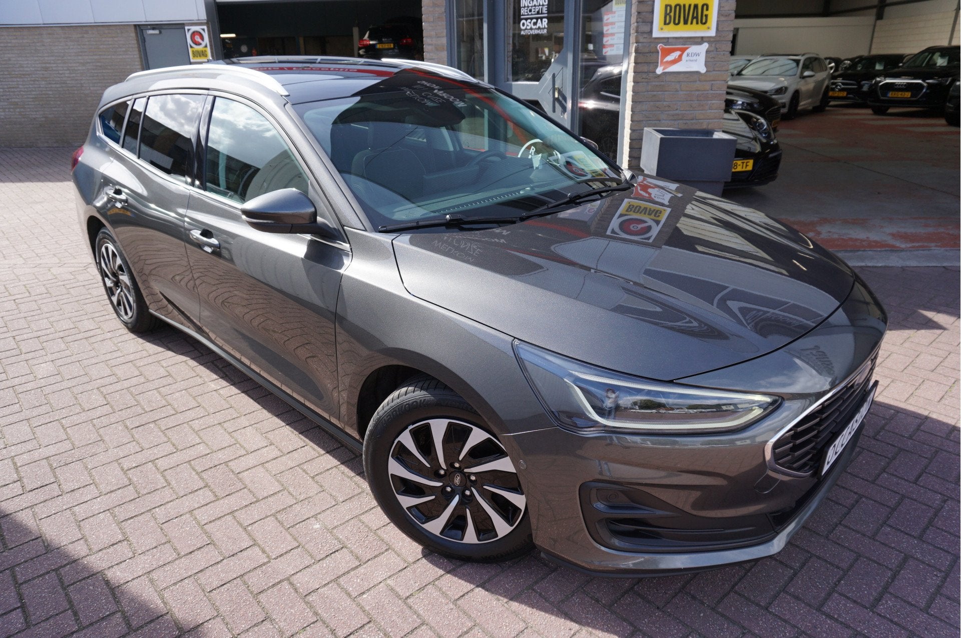 Ford FOCUS Wagon 1.0 EcoBoost Hybrid Titanium X Automaat, Auto's, Dealer onderhouden, Stof, Gebruikt, Zwart