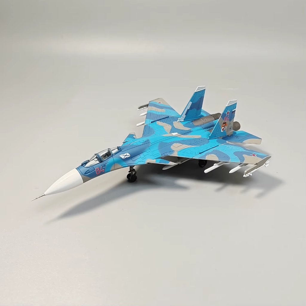 SU-33 Russisch Modelvliegtuig Vliegtuig Rusland, Hobby en Vrije tijd, Modelbouw | Vliegtuigen en Helikopters, Overige merken, 1:72 tot 1:144