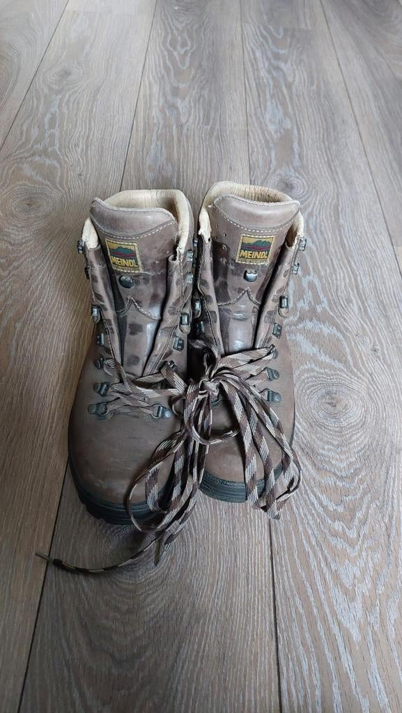 Meindl Wandelschoenen  Bergschoenen maat 8½, Sport en Fitness, Bergsport en Wandelen, Ophalen of Verzenden, Zo goed als nieuw