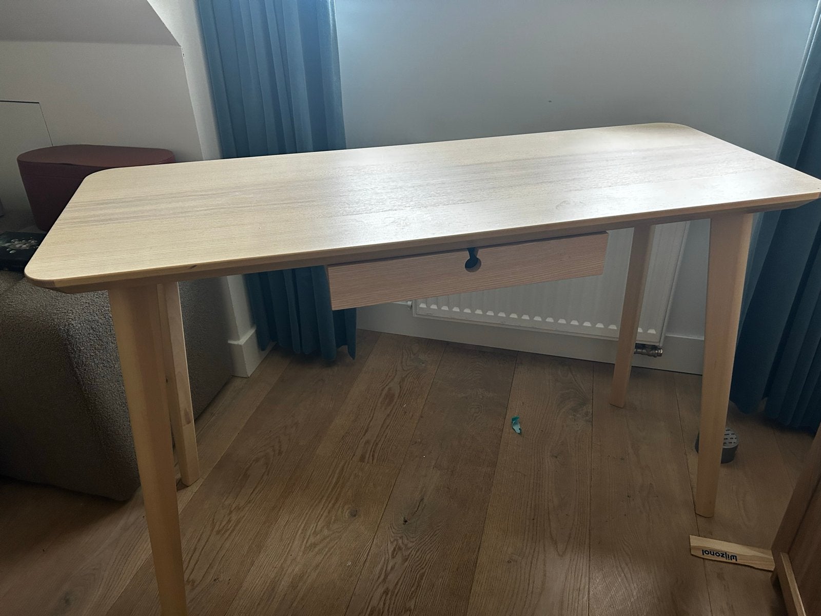 IKEA bureau LISABO in goede staat, Ophalen, Zo goed als nieuw, IKEA, Beige