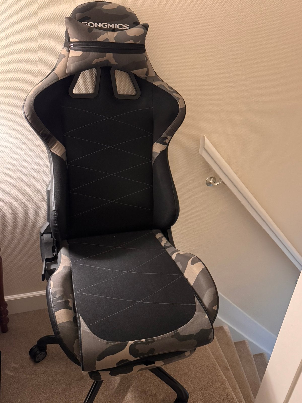 Gaming Stoel, Huis en Inrichting, Ophalen, Zo goed als nieuw, Zwart