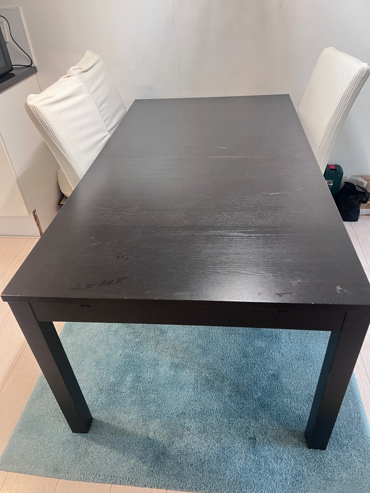 Zwarte eettafel met uitschuifbaar blad/Ikea extendable Table, Huis en Inrichting, Tafels | Eettafels, Ophalen, Gebruikt, 50 tot 100 cm