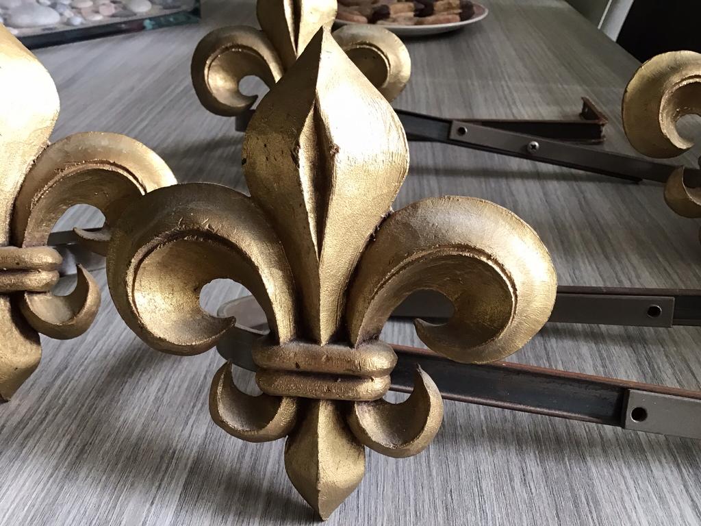 6 embrasses (gordijnhouders/ophanghaken) franse lelie goud, Ophalen of Verzenden, Zo goed als nieuw, 50 tot 100 cm, Minder dan 100 cm