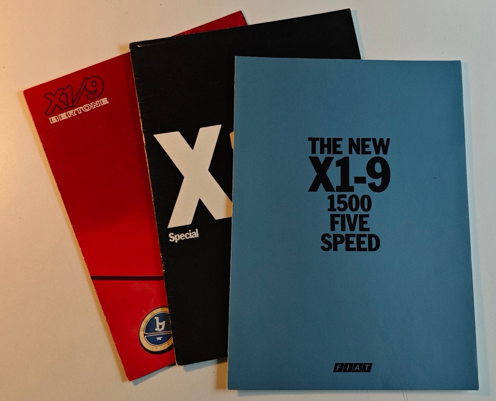 3x Fiat X1/9 Bertone brochures - Special, 1500 Five Speed, Ophalen of Verzenden, Gelezen, Overige merken, Fiat / Bertone