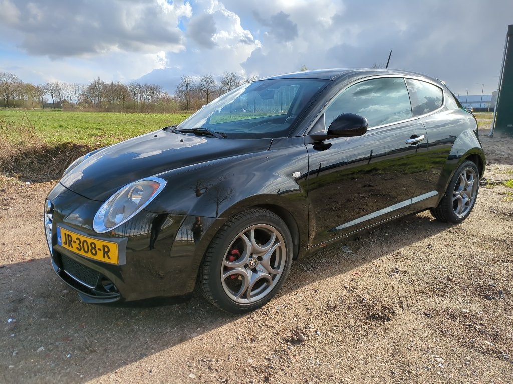 Alfa Romeo MiTo cruise / climate / navi / leder, Auto's, Voorwielaandrijving, Overige kleuren, Handgeschakeld, 26 km/l