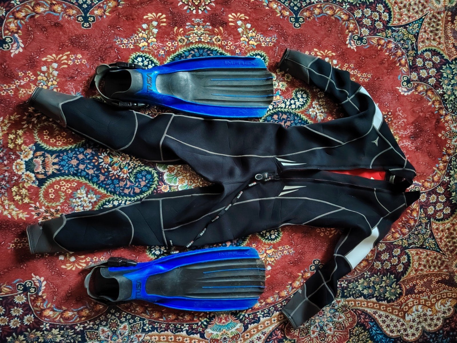 Mares Wetsuit 5mm XL met gratis zwemvliezen, Ophalen of Verzenden, Zo goed als nieuw, Duikpak
