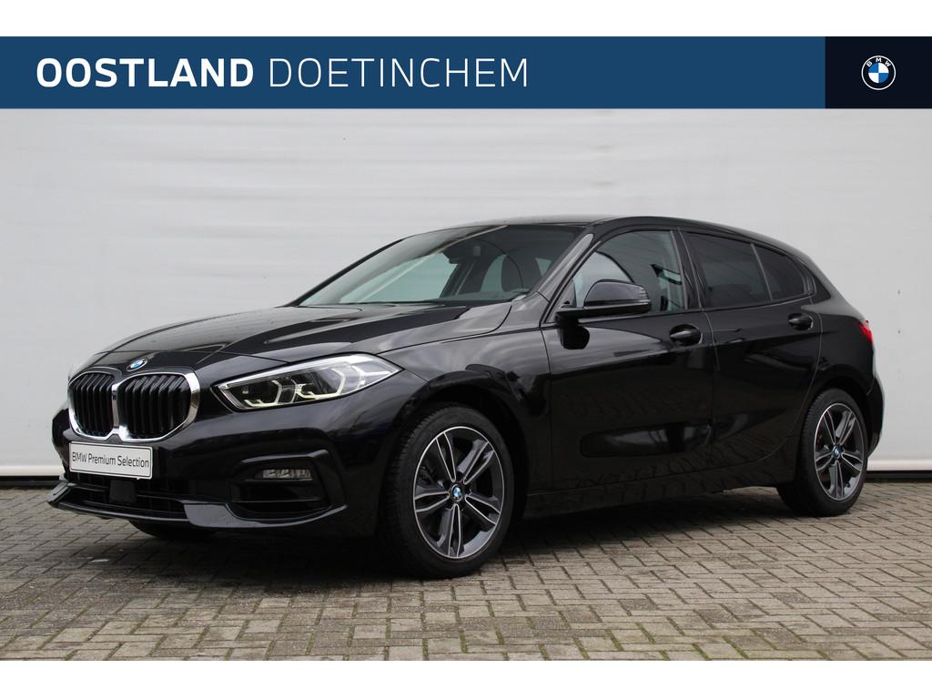 BMW 1 Serie 120i High Executive Automaat / Sportstoelen / Ad, 1998 cc, 730 kg, Gebruikt, 4 cilinders