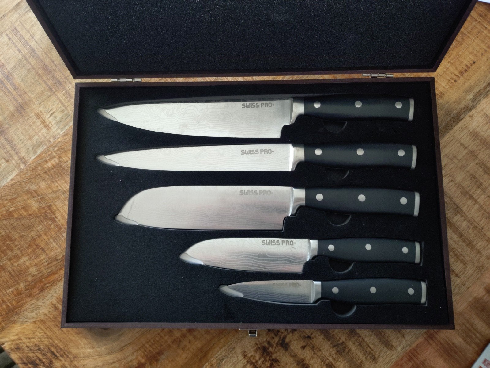 Swiss Pro+ Damascus Messenset, Ophalen of Verzenden, Nieuw, Rvs of Chroom