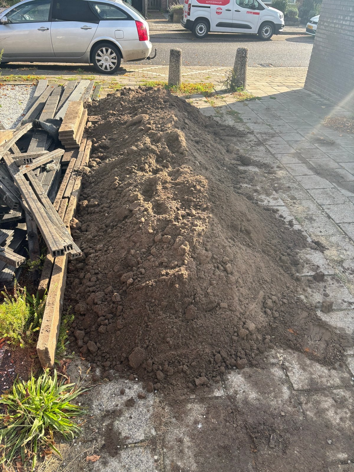 Gratis Ophoogzand / Tuinaarde af te halen, Tuin en Terras, Ophalen, Gebruikt, Ophoogzand