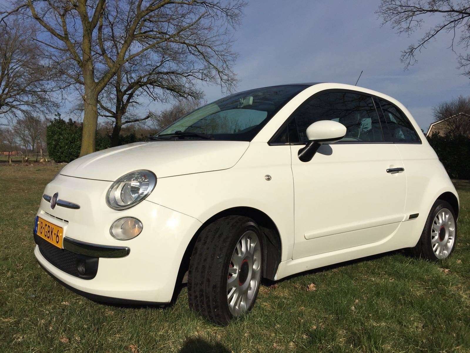 Fiat 500 1.4 16V 73KW C 2008 Wit panoramadak en apk tot 2027, Voorwielaandrijving, 31 €/maand, 4 cilinders, 4 stoelen