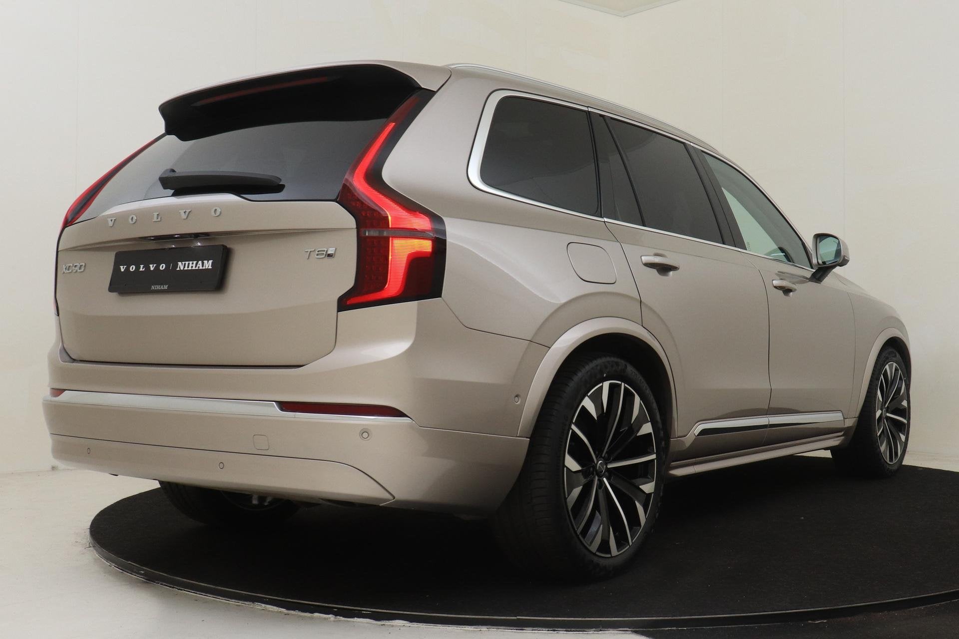 Volvo XC90 II T8 PLUG-IN HYBRID AWD ULTRA BRIGHT *FULL OPTIO, Gebruikt, Euro 6, 4 cilinders, Vierwielaandrijving