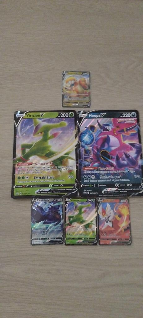 6 Pokémon V kaarten, waarvan 2 Jumbo kaarten, Ophalen of Verzenden, Gebruikt, Meerdere kaarten