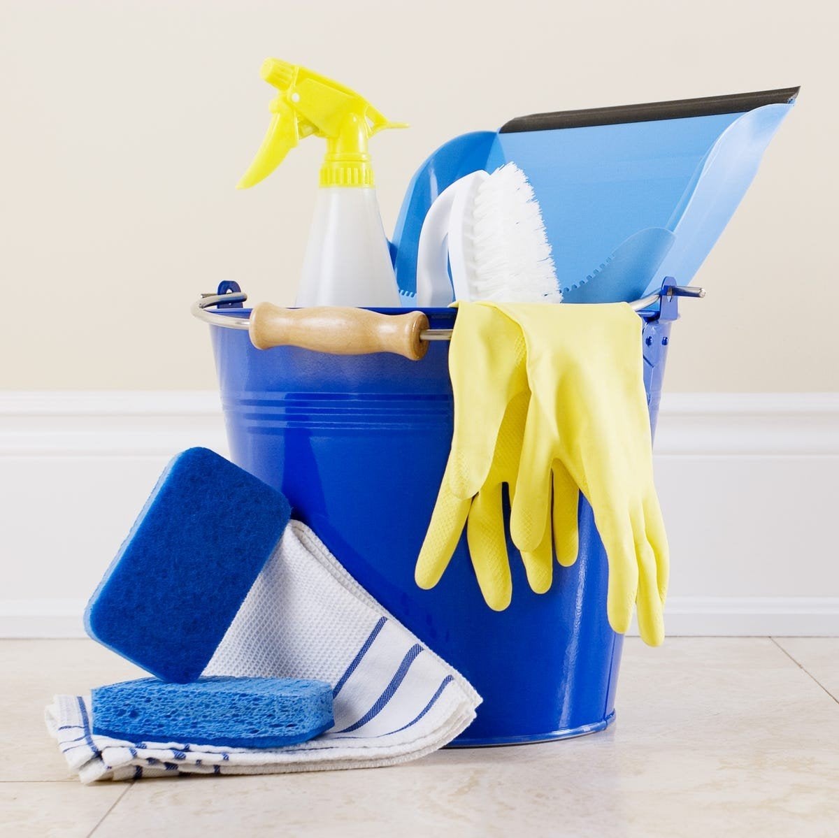 GEZOCHT: Schoonmaakster, schoonmaakhulp, dieptereiniging, Ophalen