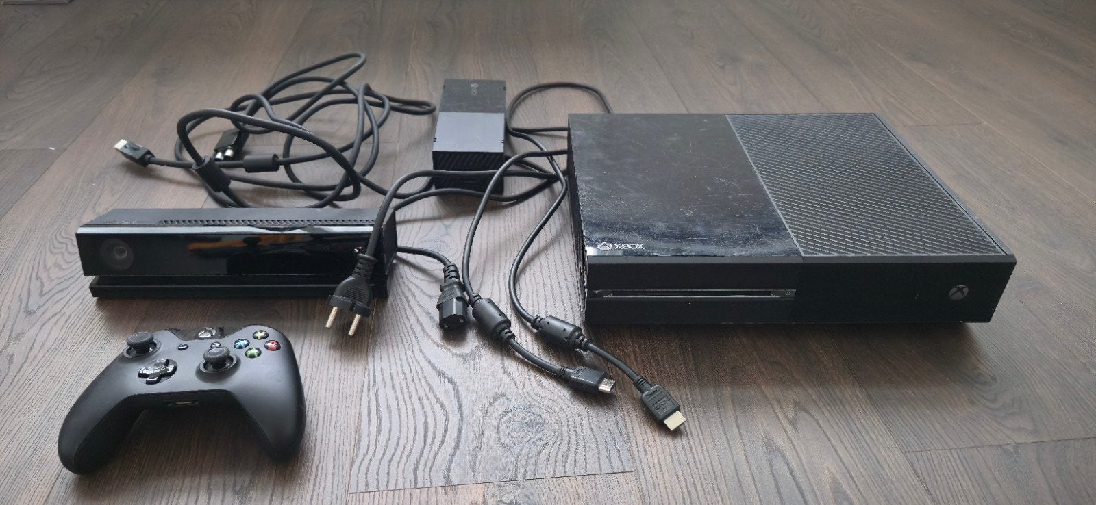 Xbox One met Kinect camera, Spelcomputers en Games, Xbox One, Ophalen of Verzenden, Met 1 controller, 500 GB