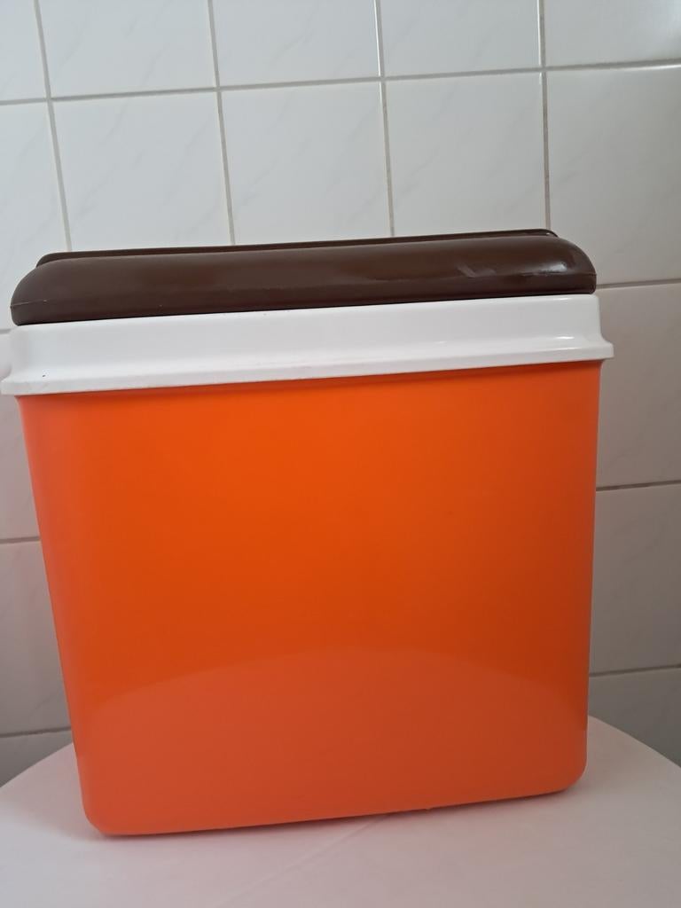 Retro koelbox, Ophalen, Schaal
