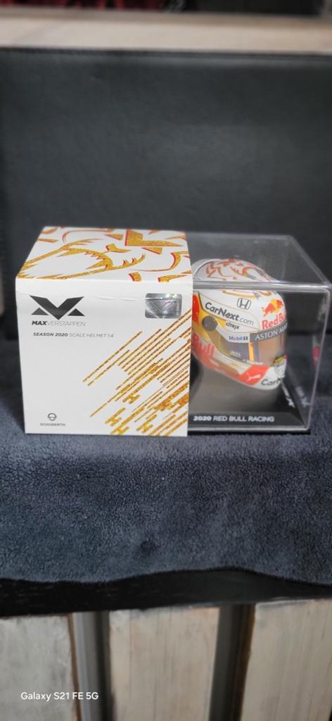 Helm max Verstappen 2020 jaarhelm, Ophalen, Zo goed als nieuw, Formule 1