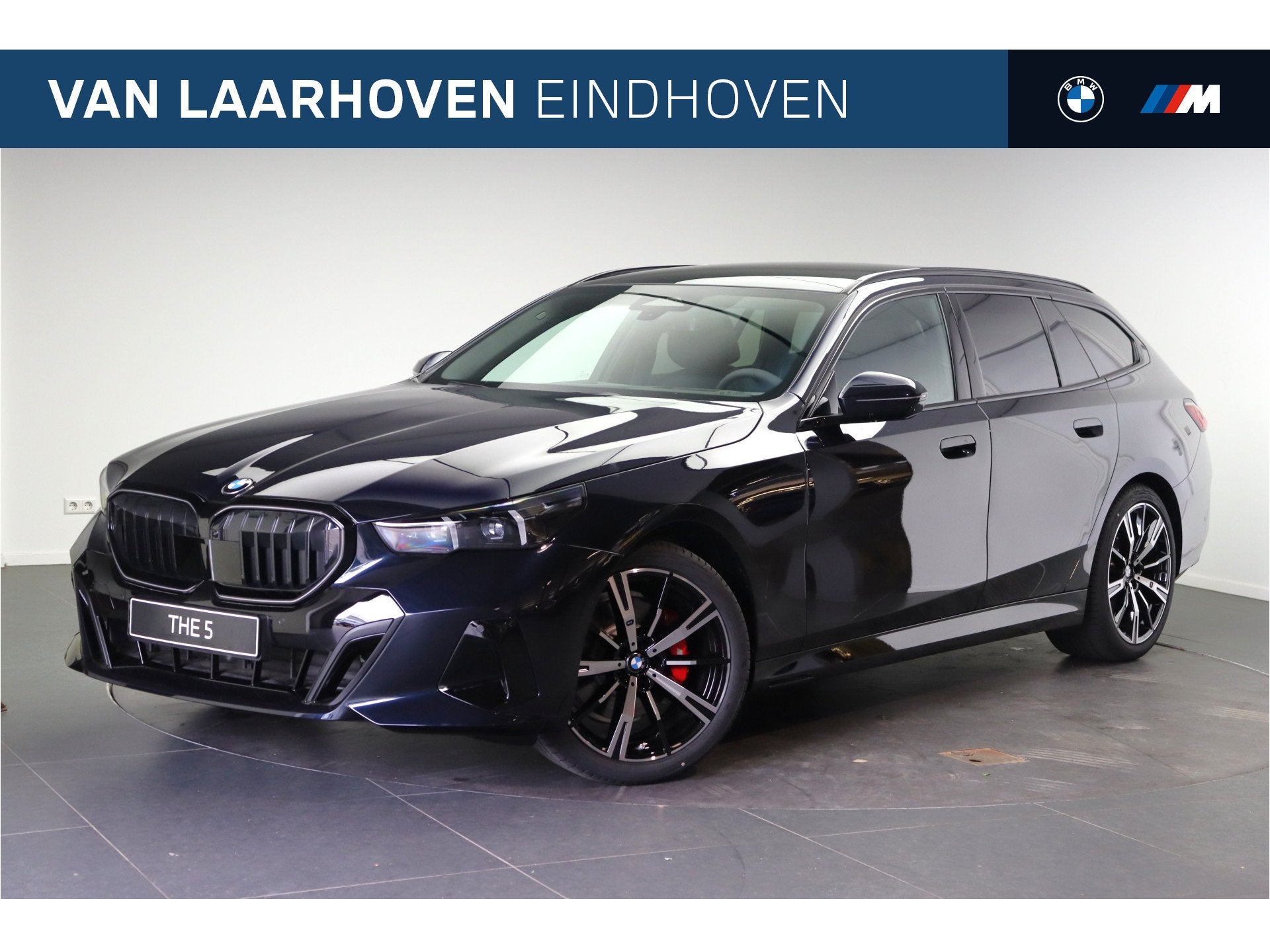 BMW 5 Serie Touring 520i M Sport Automaat / Panoramadak / Tr, Automaat, Achterwielaandrijving, Zwart, Zwart