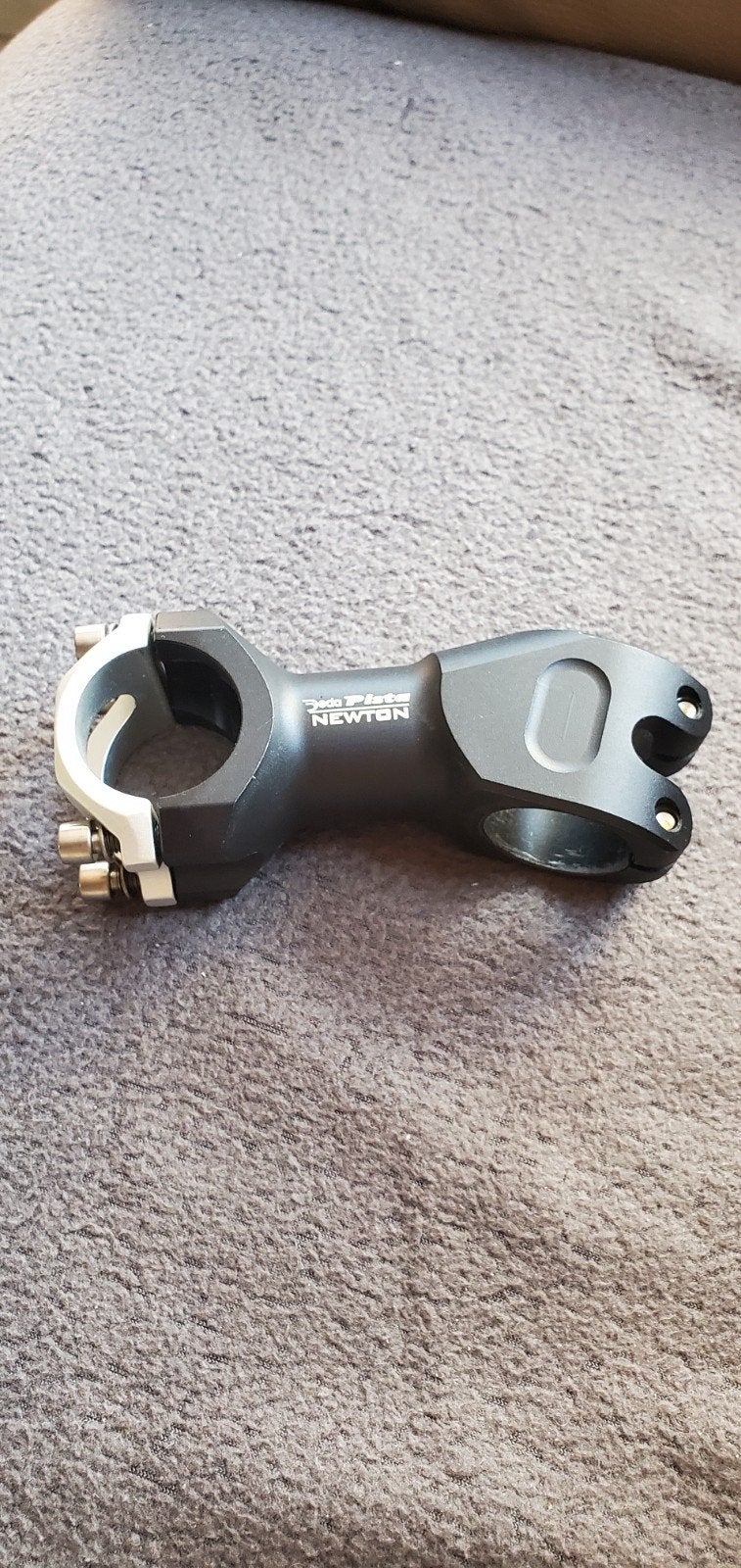 Fixed gear / piste / pista Deda stem

- Deda Pista Newton st, Ophalen of Verzenden, Stuur