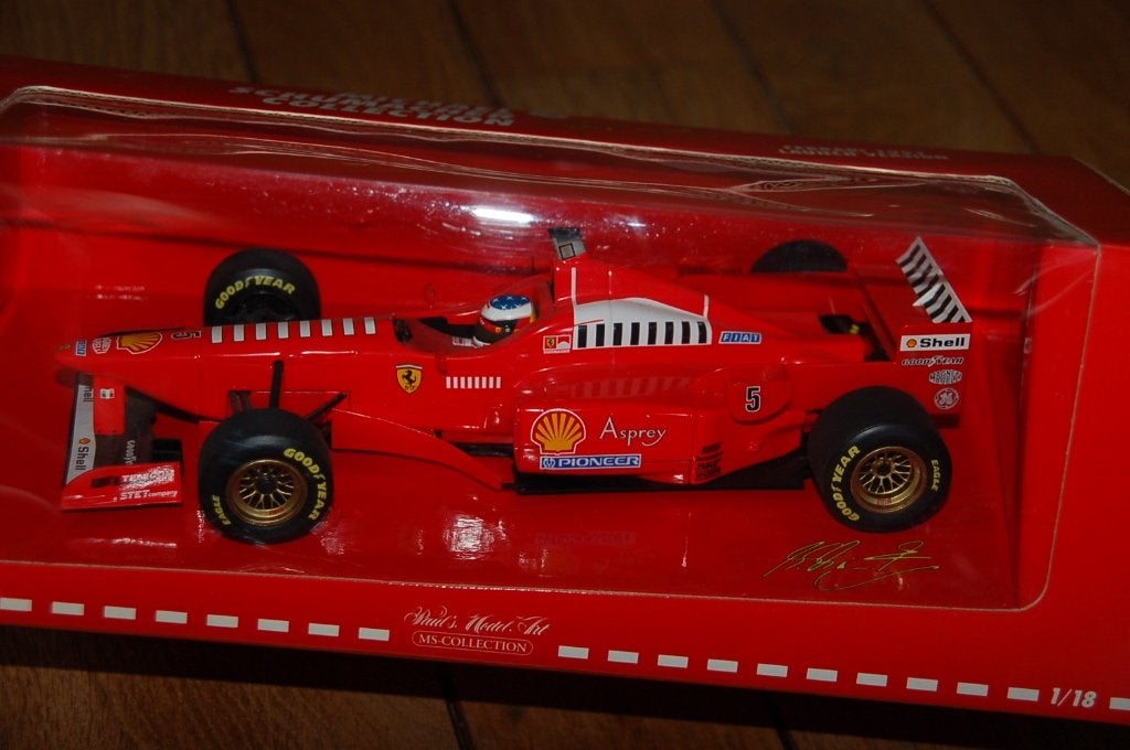 1:18 FERRARI F1 1997 PRESENTATION Schumacher Minichamps WRH, Verzenden, Zo goed als nieuw, Auto, MiniChamps
