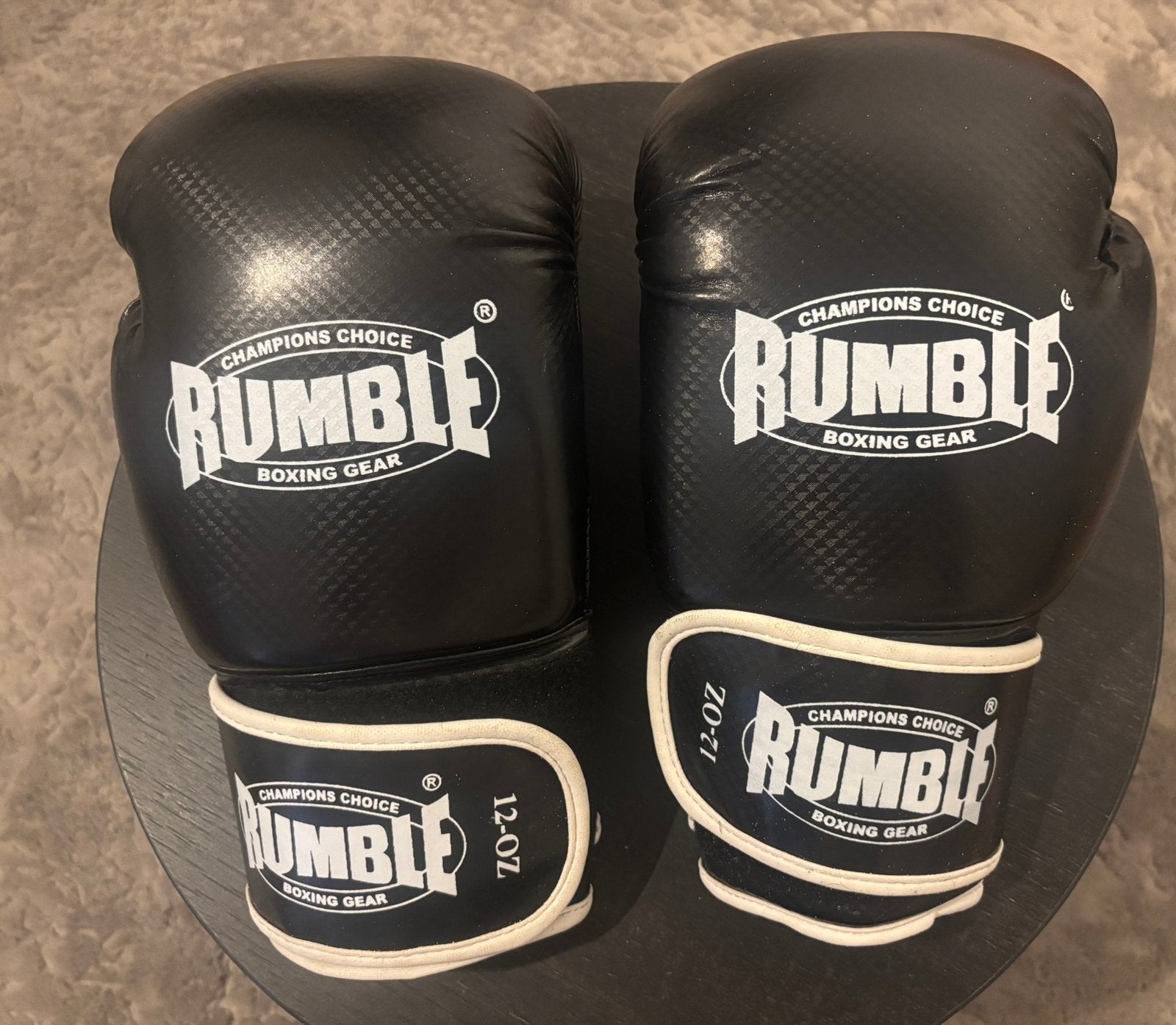 Rumble Bokshandschoenen, Ophalen of Verzenden, Zo goed als nieuw, Bokshandschoenen