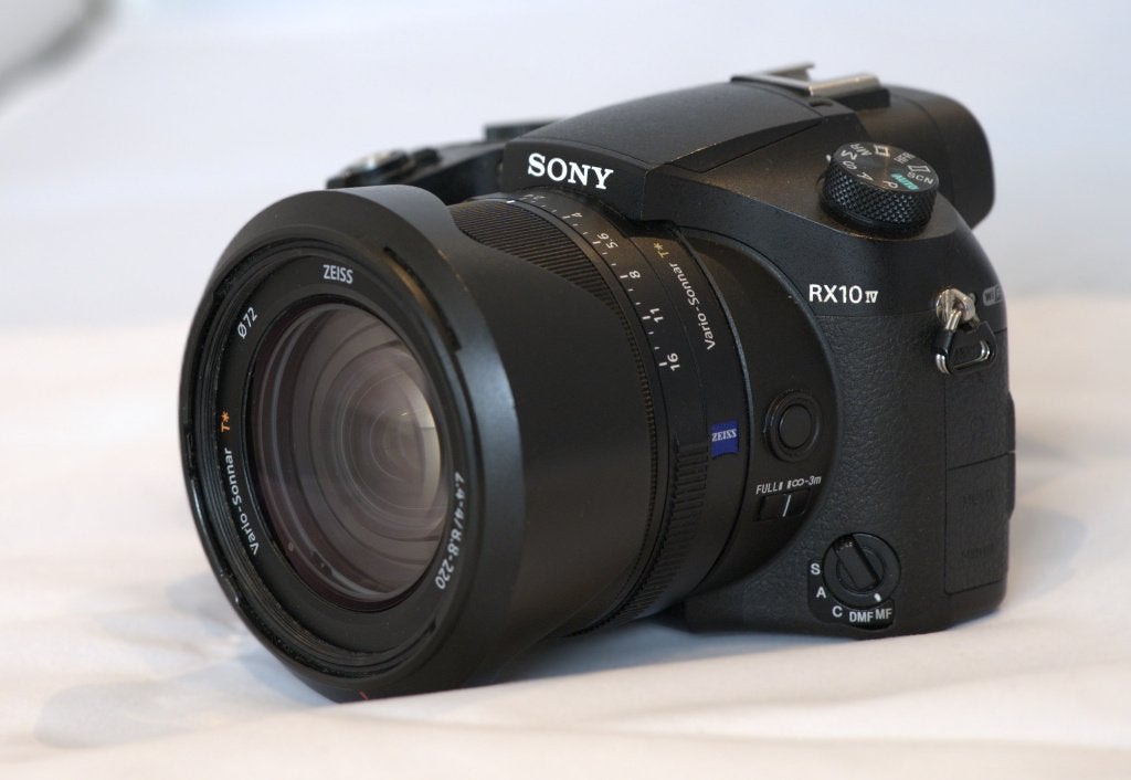 Sony RX10 IV (mark 4) Bridgecamera - in prima staat, Gebruikt, Lensdop, Ophalen of Verzenden, Sony