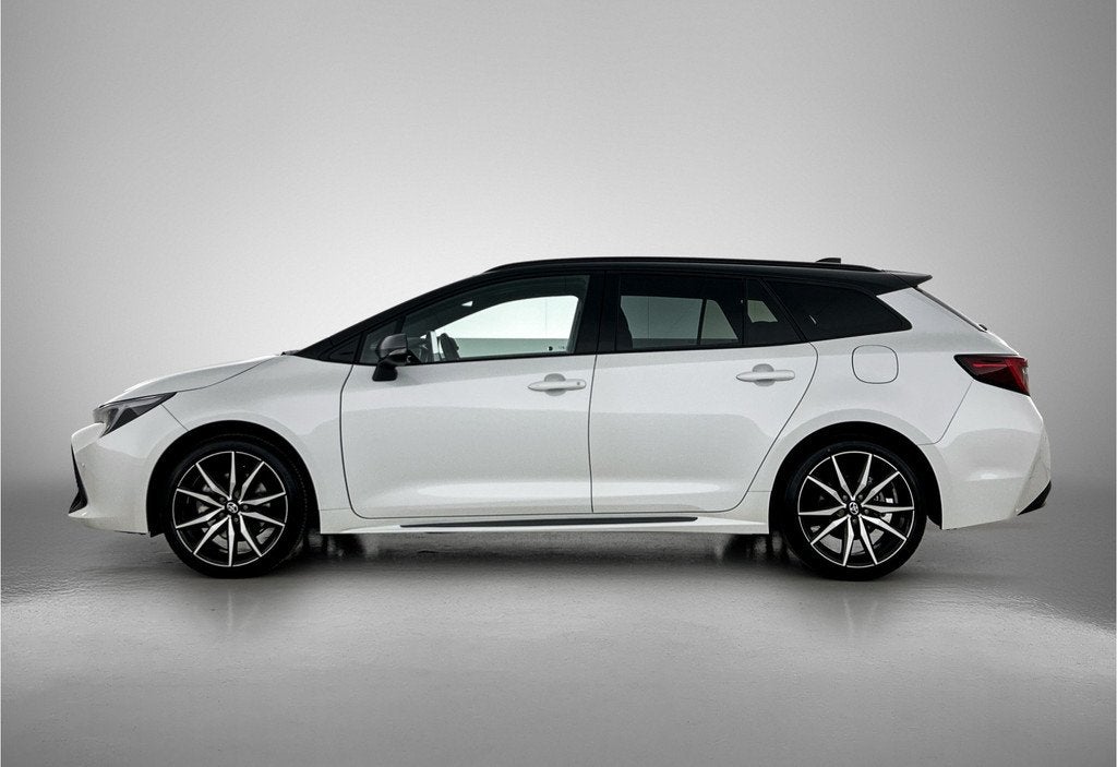 Toyota Corolla Touring Sports Hybrid 180 GR Sport (bj 2026), Auto's, Toyota, 12 maanden, 450 kg, 4 cilinders, Automatische klimaatregeling