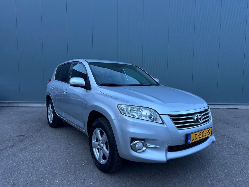 Toyota RAV4 2.0 VVTi Comfort 2WD TREKHAAK | ONDERHOUDSBOEKJE, 13 km/l, Euro 5, 4 cilinders, 2000 kg