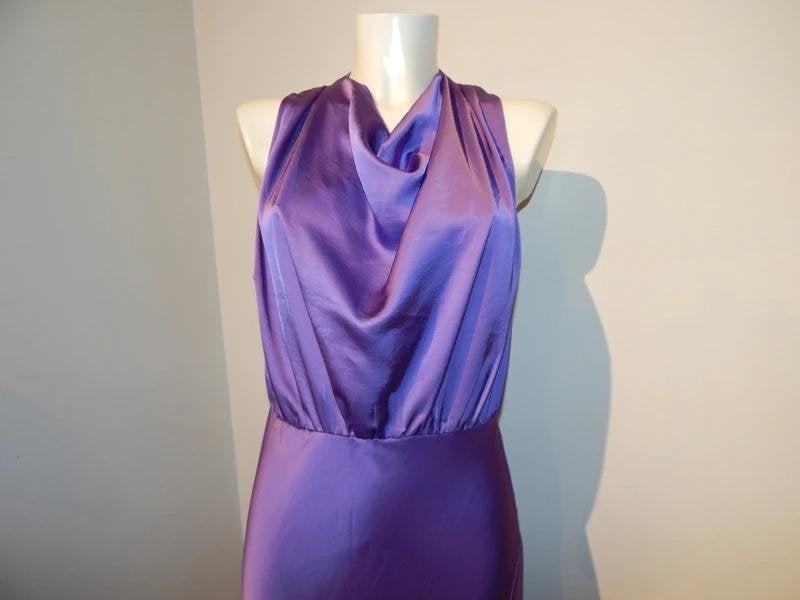 Dante 6 satijn achtige japon maxi diep paars van kleur 3/40, Kleding | Dames, Jurken, Verzenden, Paars, Zo goed als nieuw, Onder de knie