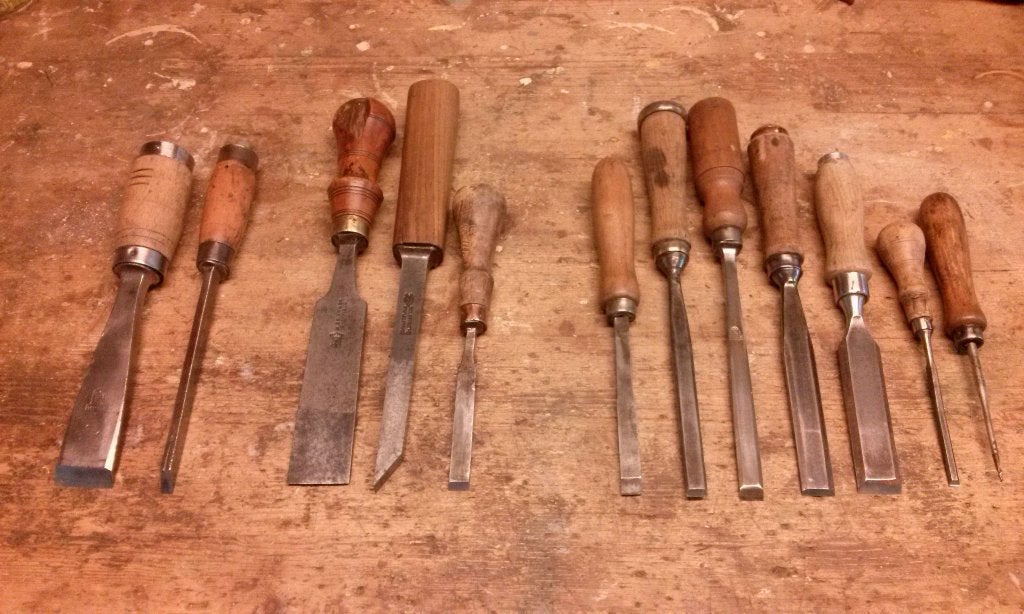 Oude Beitels met houten handvat.Holle priem., Ophalen of Verzenden, Gebruikt