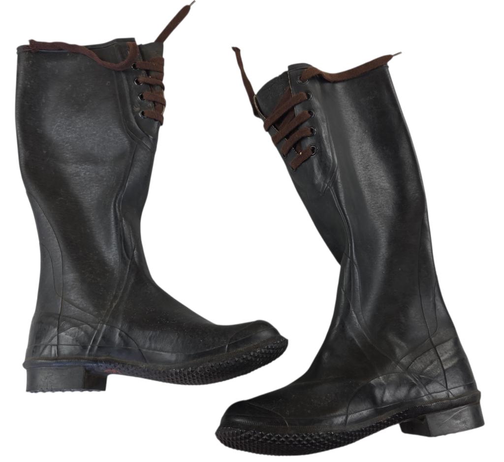 een set off us ww2 goodyear rubber co 1942 boots, Ophalen of Verzenden, Amerika
