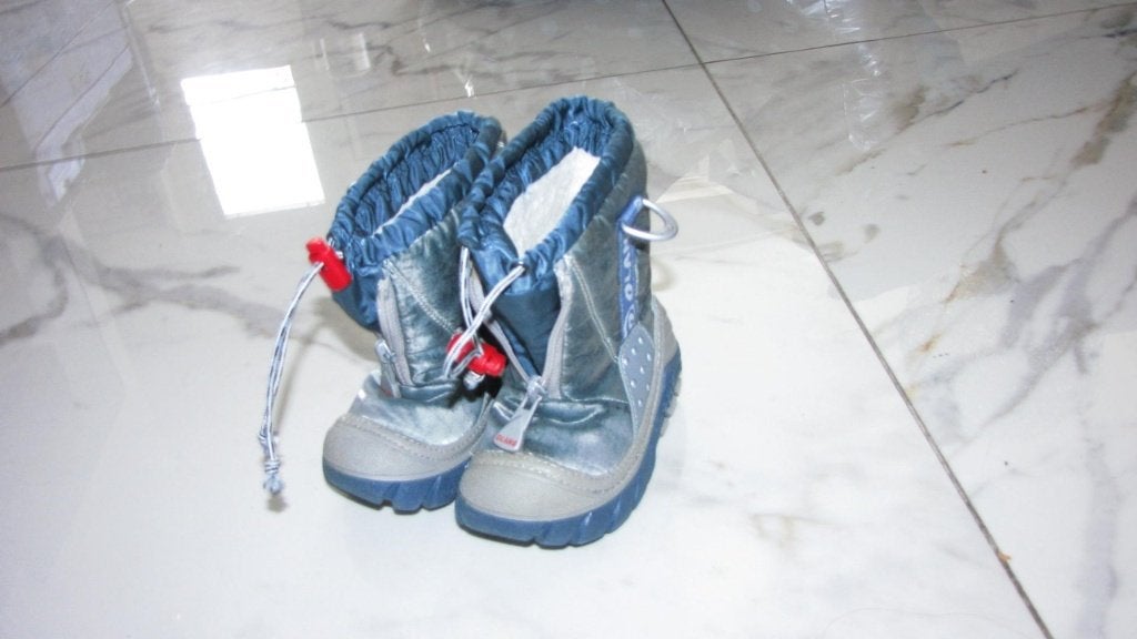21-22 OLANG snowboots zilverblauw, Jongen of Meisje, Ophalen of Verzenden, Laarzen, Zo goed als nieuw