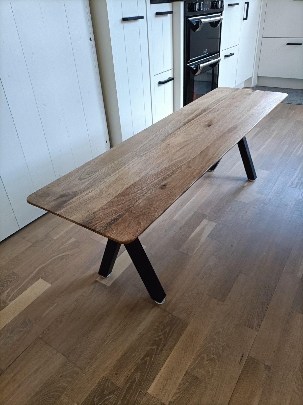 Leuke houten bank., Huis en Inrichting, Banken | Bankstellen, Ophalen, Zo goed als nieuw, 75 tot 100 cm, Modern