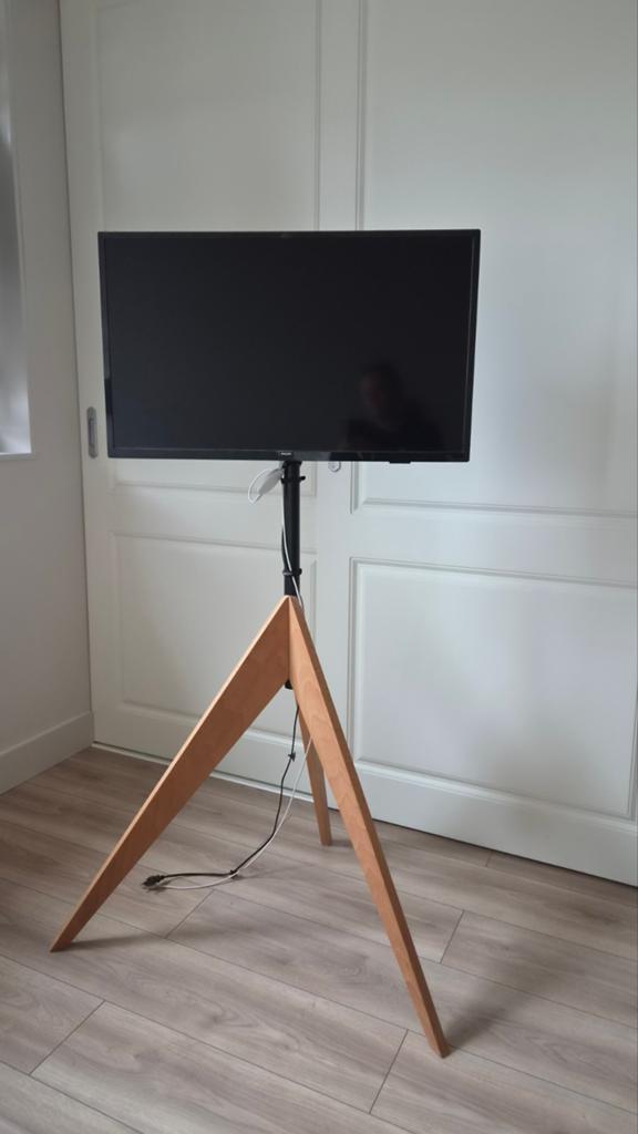 TV standaard, hout, beuken, 3 poot evt met tv Philips, Audio, Tv en Foto, Televisiebeugels, Ophalen, Gebruikt