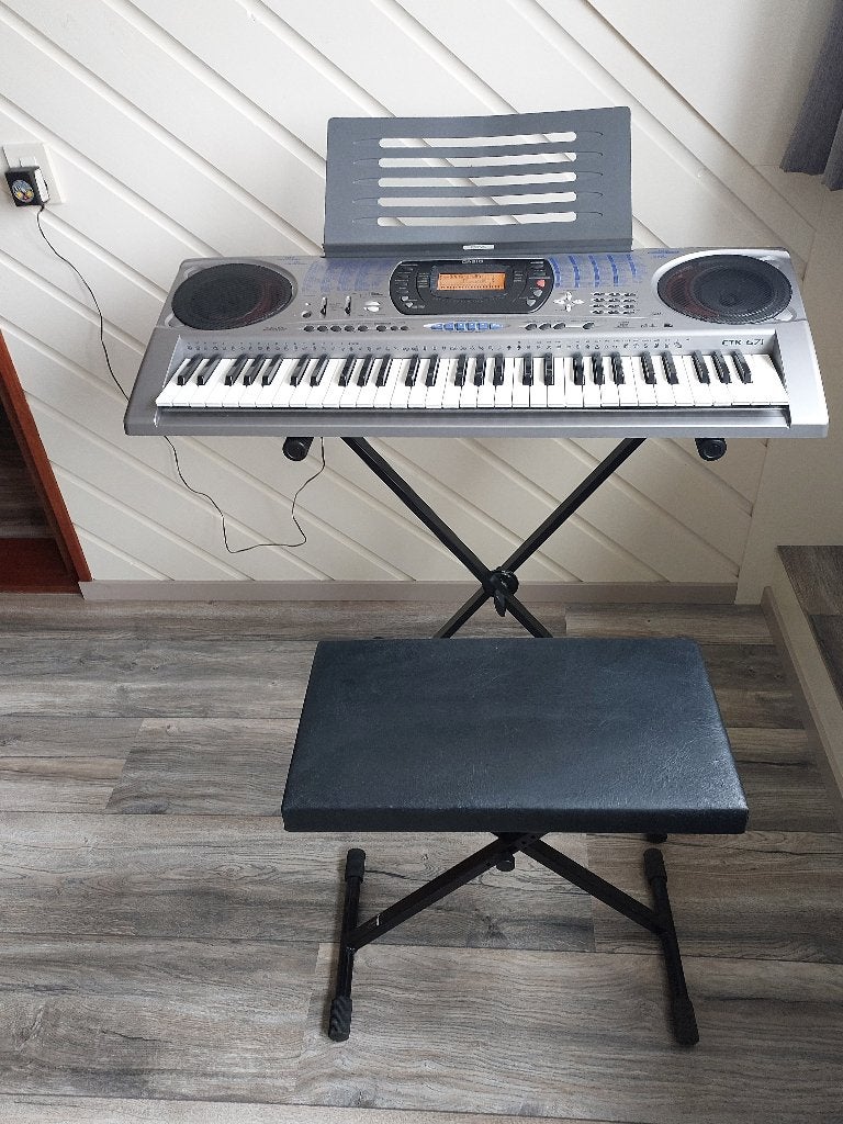 Keyboard Casio CTK-67I, Muziek en Instrumenten, Keyboards, Gebruikt, 61 toetsen, Casio, Aanslaggevoelig, Met standaard, Midi-aansluiting