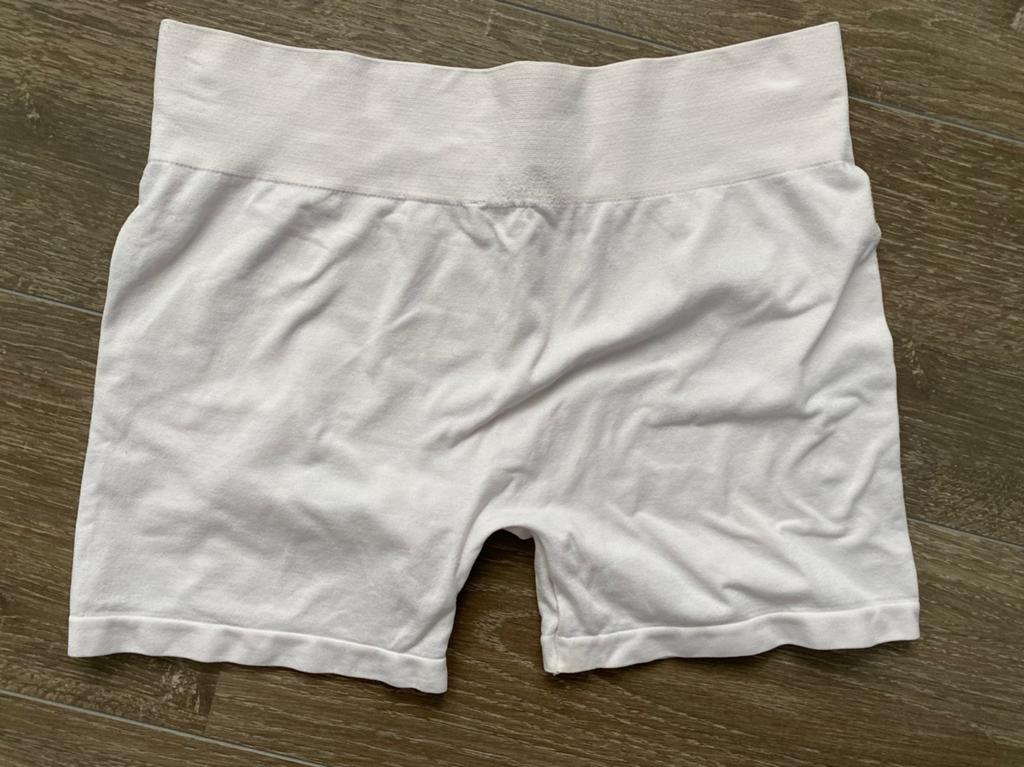Dames sportbroekje leggingbroekje wit maat M / L van, Maat 38/40 (M), Wit, Overige typen, Ophalen of Verzenden