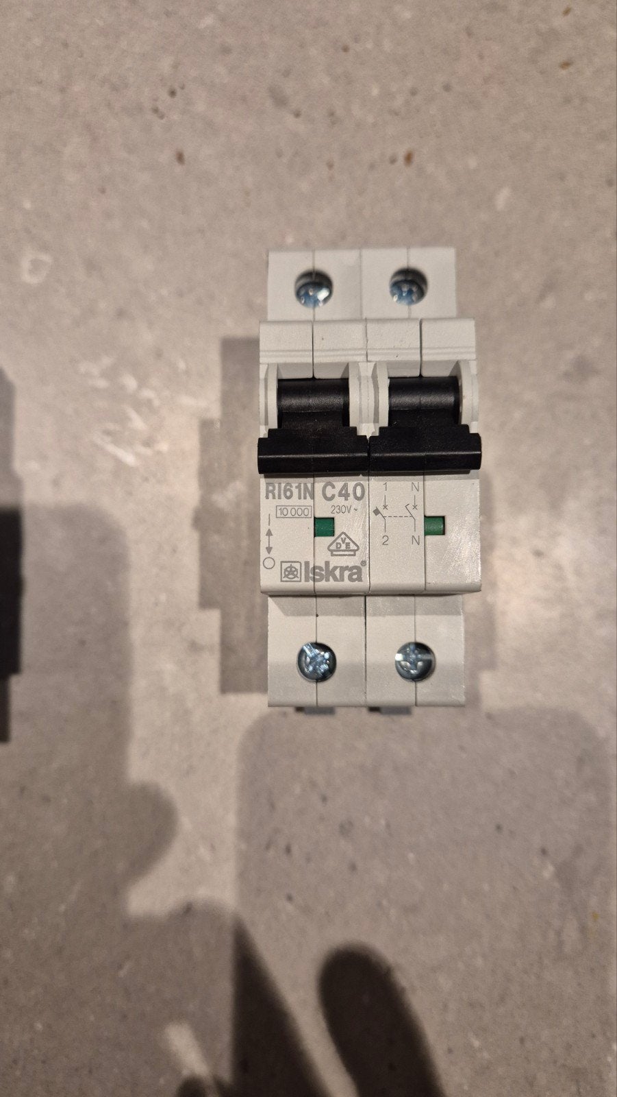 Iskra Installatieautomaat R161N C40 230V, Ophalen of Verzenden, Overige typen