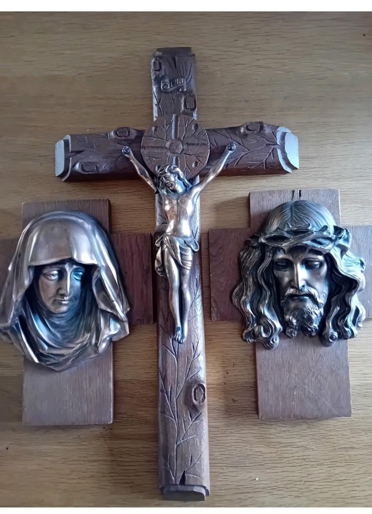 Kruisbeeld met Jezus en Maria - Religieuze Decoratie koper, Antiek en Kunst, Antiek | Religie, Verzenden