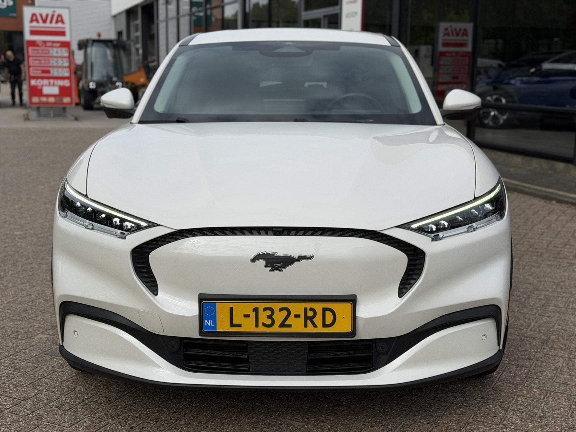 Ford Mustang Mach-E RWD 75 kWh NL Auto | Technology Pack | 1, Auto's, Automaat, Dealer onderhouden, Achterwielaandrijving, Gebruikt