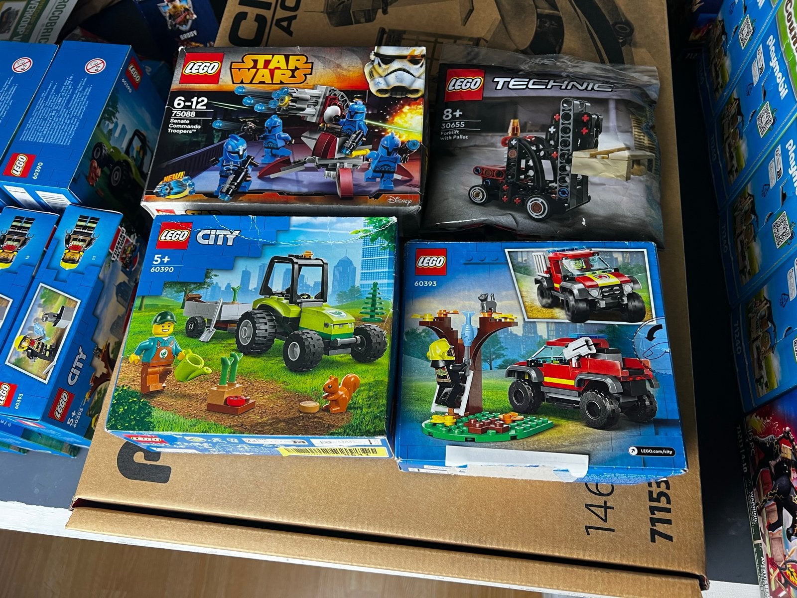 4 Nieuwe LEGO Sets - Beschadigde Dozen, Ophalen of Verzenden, Nieuw