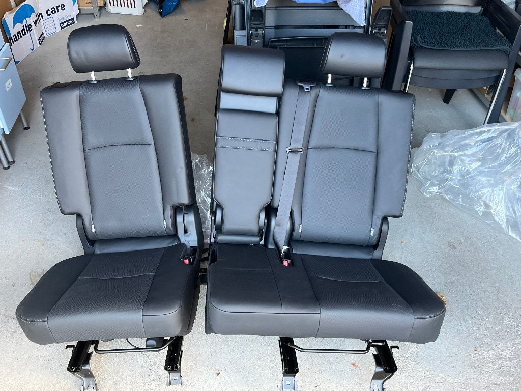 achterbank zwart leer land cruiser 150 voor 5 deurs, Ophalen, Nieuw, Toyota